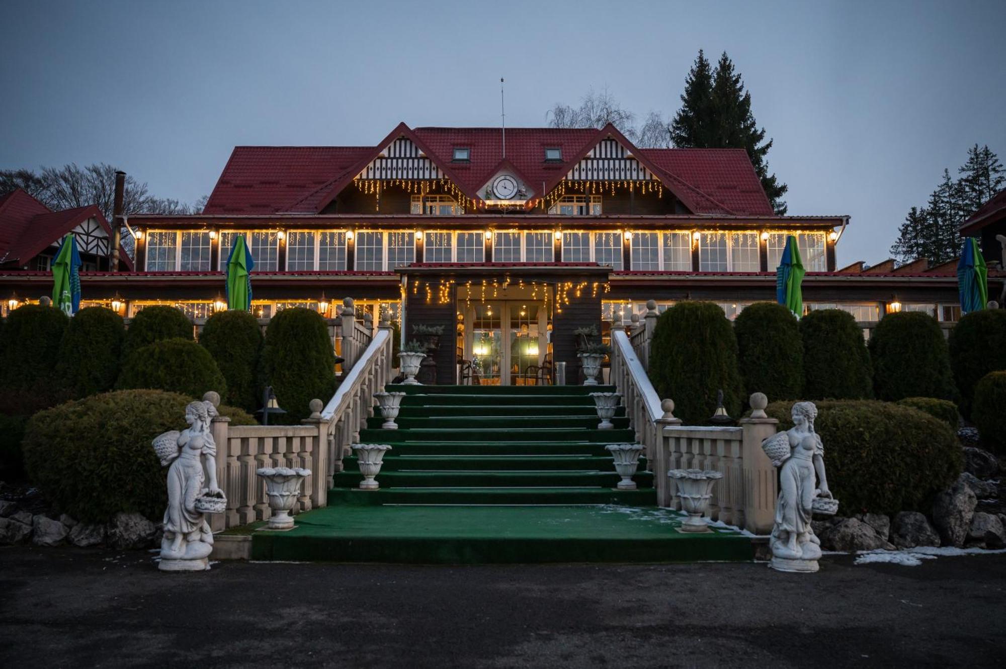 Monterai Resort Poiana Brasov Bagian luar foto
