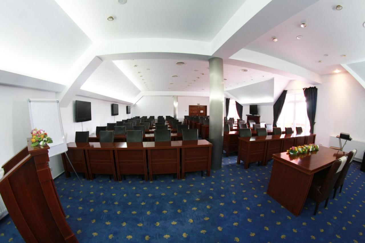 Monterai Resort Poiana Brasov Bagian luar foto